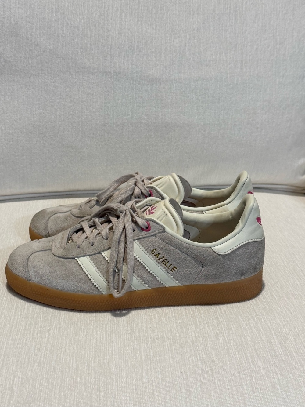 Adidas Gazelle Women's Valentine’s Day 7.5 - Picture 6 of 7